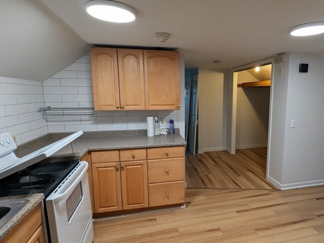 Foto del edificio - 33 Vets, LLC
