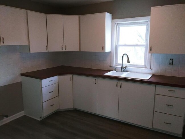 Foto del edificio - 213 N 27th St