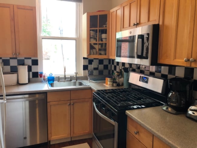Foto del edificio - 710 7th St NE