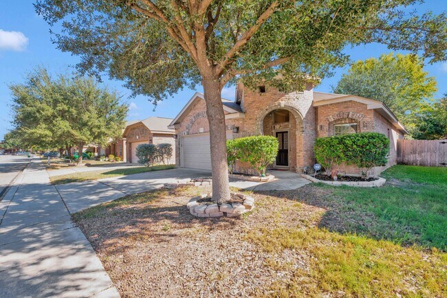 Foto del edificio - Beautifully Maintained Home in the Heart of Helotes