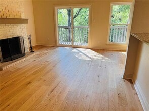 Building Photo - 3839 Dry Creek Dr