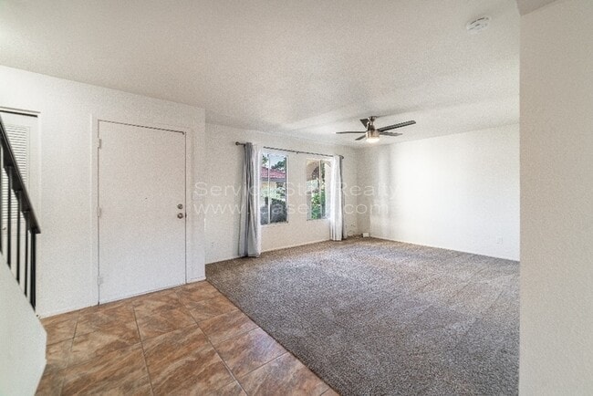 Building Photo - 5481 W Echo Ln