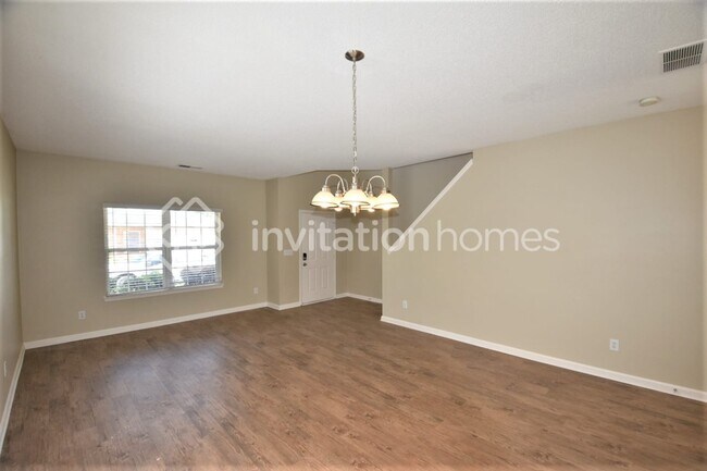 Building Photo - 1808 Chickory Ct