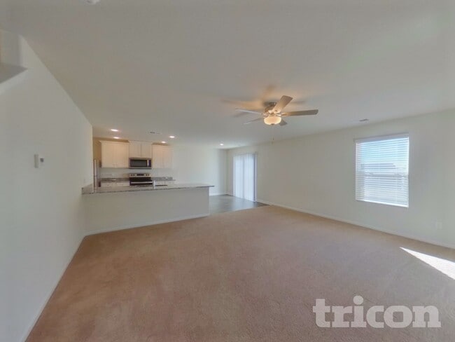 Building Photo - 4008 Reinfield Dr