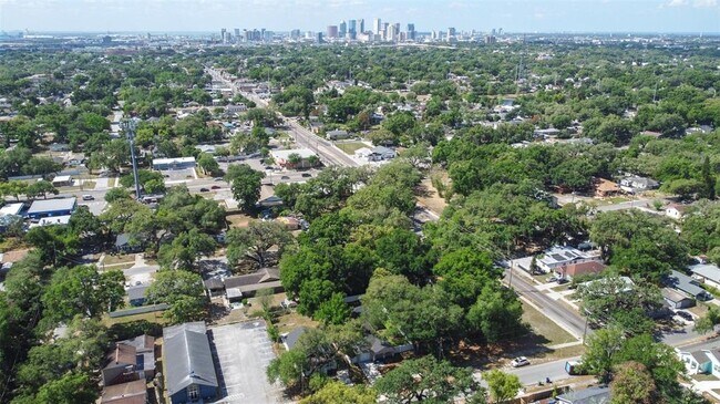 Foto del edificio - 1505 E North Bay St