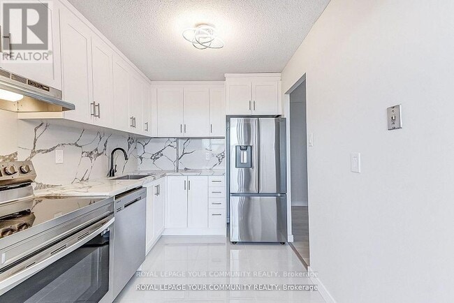 Building Photo - 530 Lolita Gardens