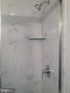 Foto del edificio - 502 Gerhard St