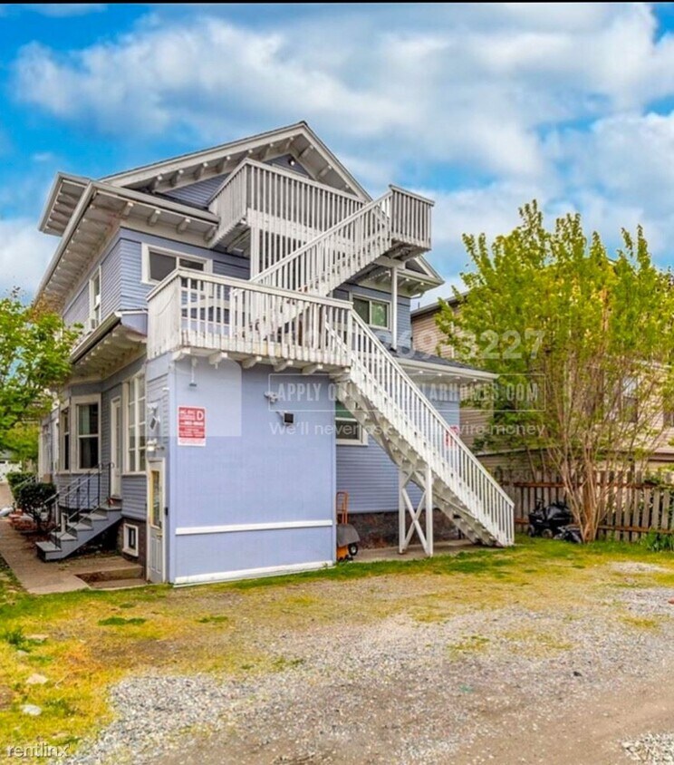 1 br, 1 bath Triplex 819 NW 50th Street Condo for Rent in