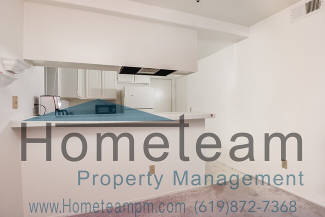 Building Photo - 1 BR / 1 BA 723 SQFT Carlsbad / La Costa Condo