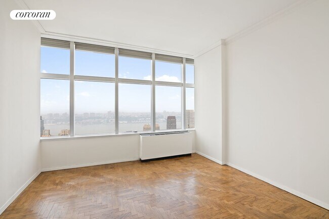 Foto del edificio - 160 W 66th St