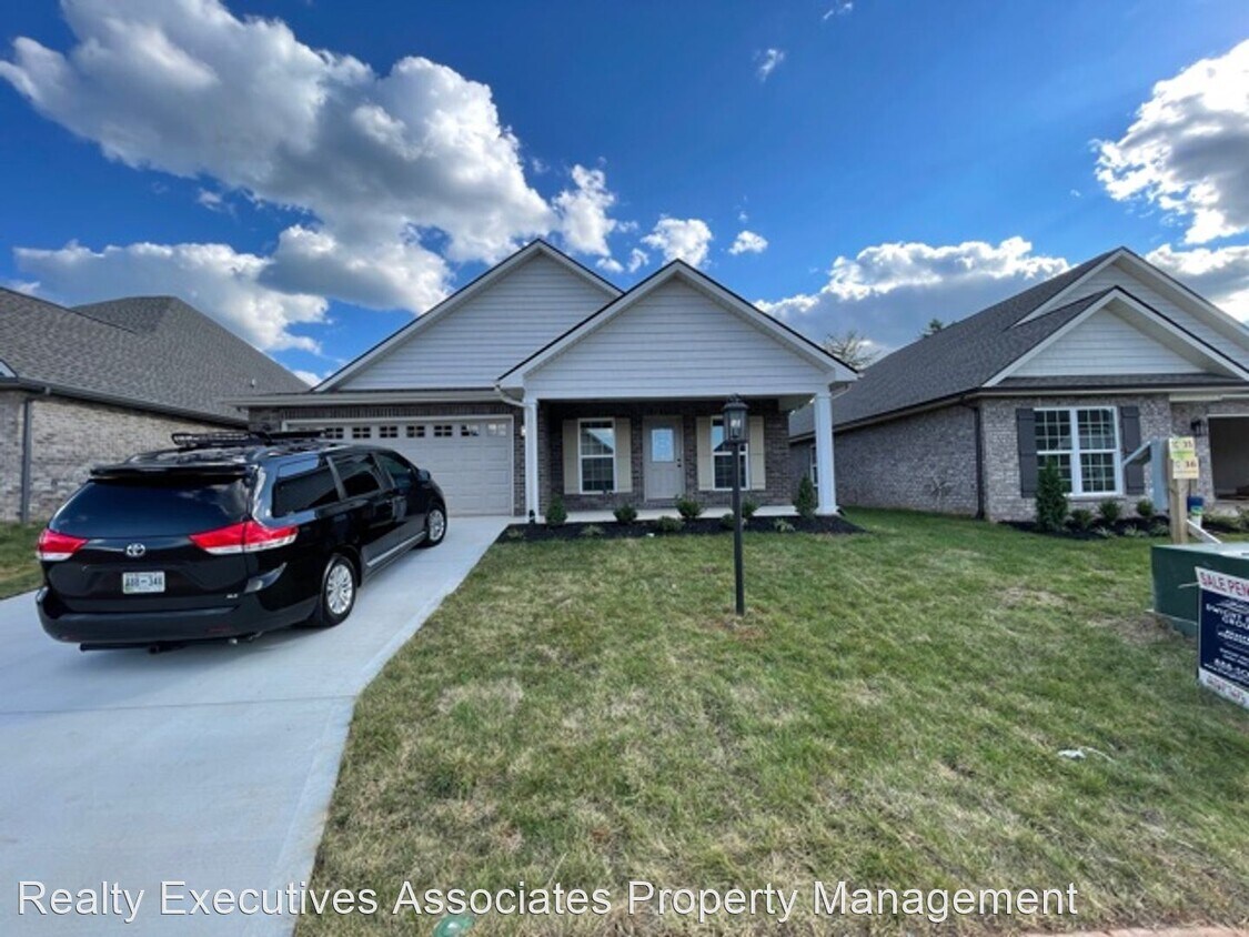 Foto principal - 3 br, 2 bath House - 238 Sand Hills Drive