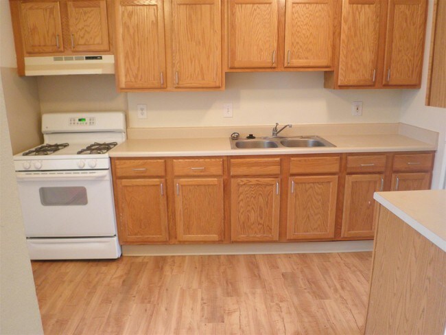 Foto del edificio - Liberty Commons Townhomes and Apartments
