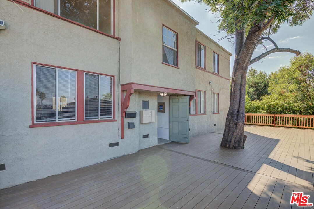 Foto principal - 2710 Bellevue Ave