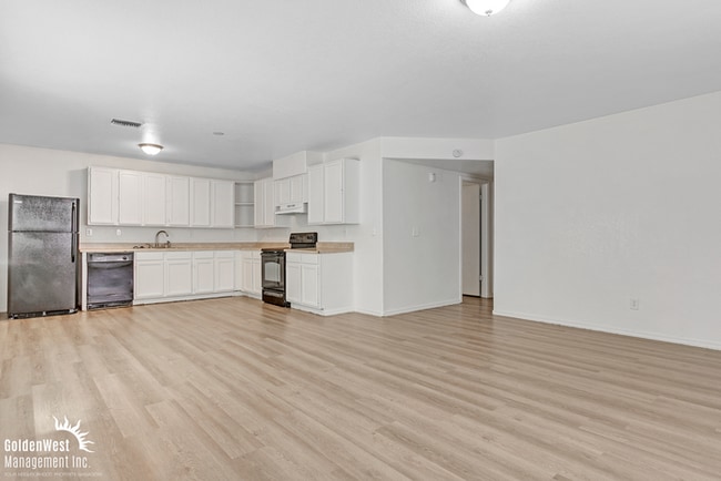 Foto del edificio - Remodeled 4Bdm 2Ba Downtown Duplex in Phoenix