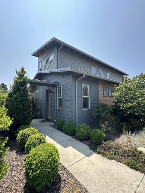 Building Photo - 96 Dunn Cir