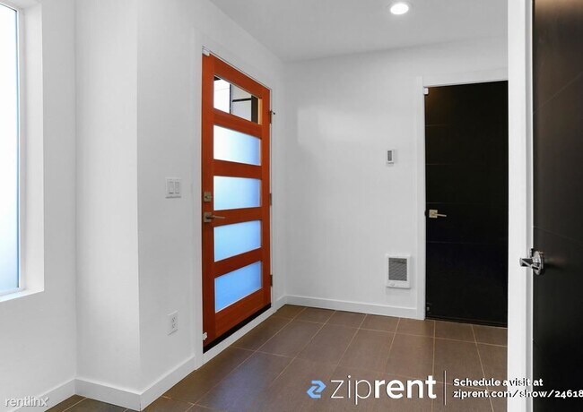 Foto del edificio - 3 br, 3.5 bath House - 733 Martin Luther K...