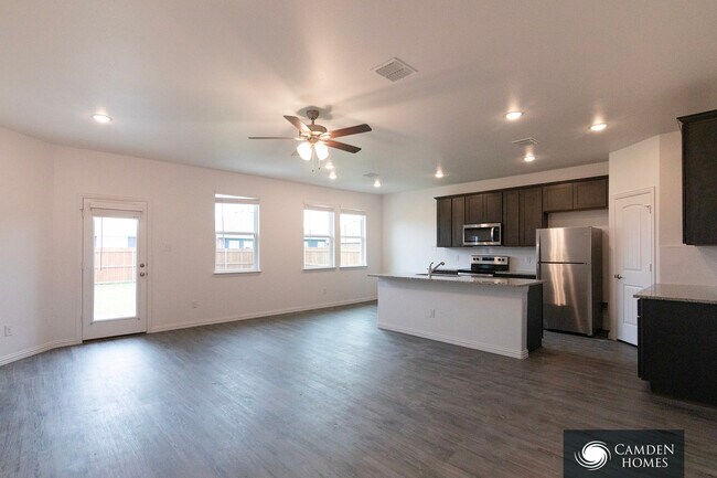 Foto del edificio - 18537 Co Rd 4001