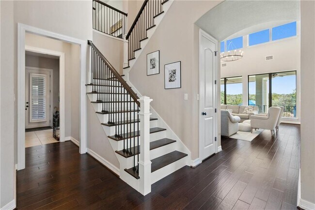 Building Photo - 8901 Ambrosia Dr