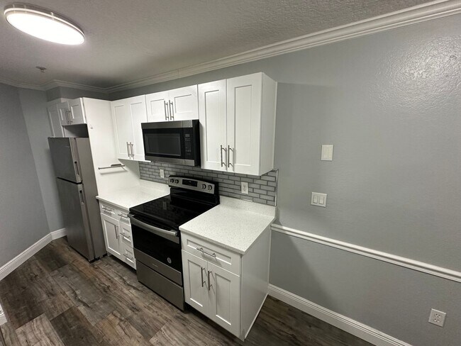 Foto del edificio - 2 Bedroom, 2 Bath Condo in Altamonte Springs!