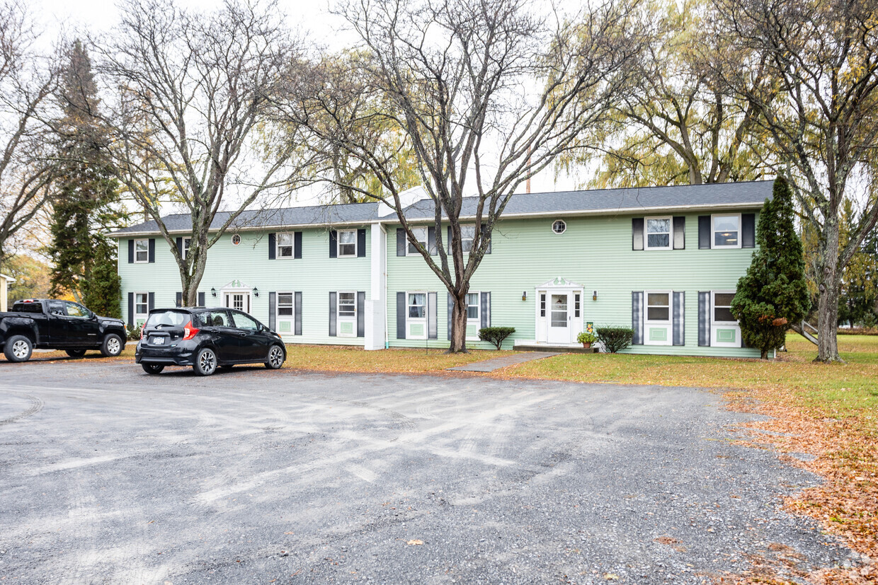 Building Photo - Meadow Lane Village
