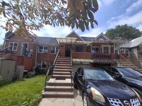 Building Photo - 2168 Brown St
