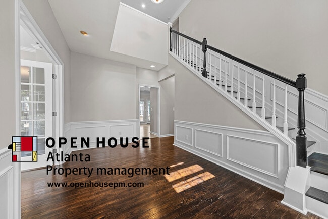 Building Photo - 5404 Oxford Chase Way, Dunwoody
