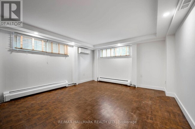 Building Photo - 173 Quebec Ave