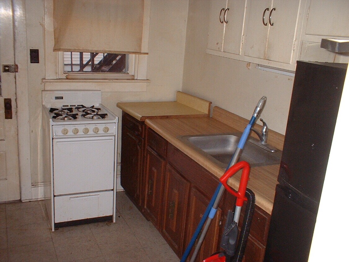 Primary Photo - 202 Franklin St