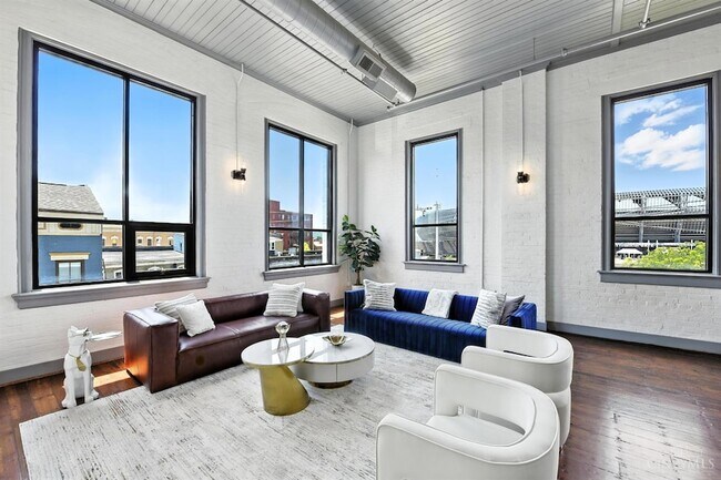 Foto del edificio - 222 W 15th St