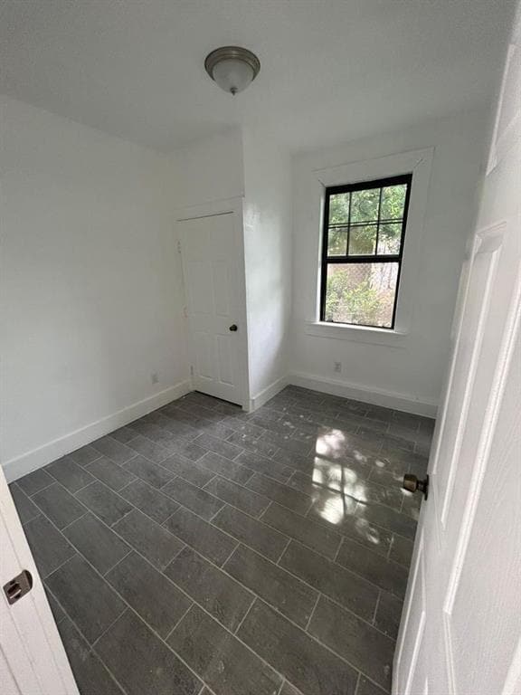 Building Photo - 1142 Lyle St