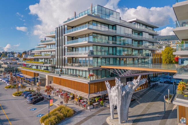 Building Photo - Phase I