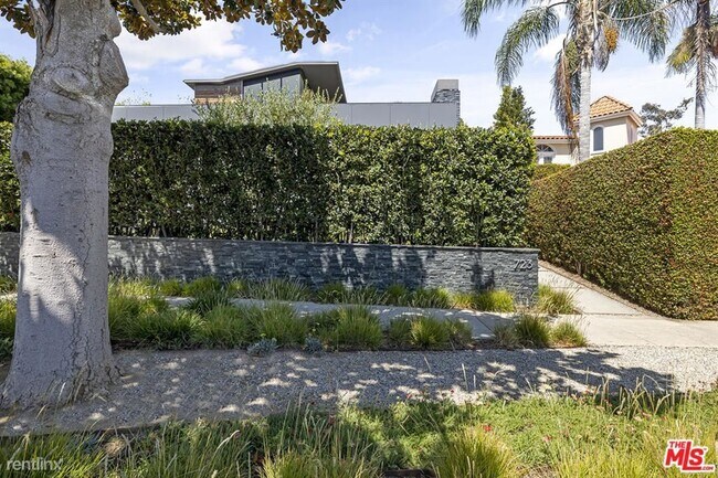 Foto del edificio - 1 br, 1 bath Condo - 723 Euclid St Apt D