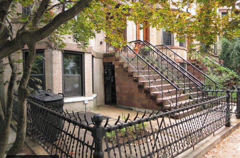Foto del edificio - 236 E 5th St