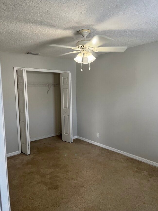 dormitorio 3 - 1018 Bella Vista Dr NE