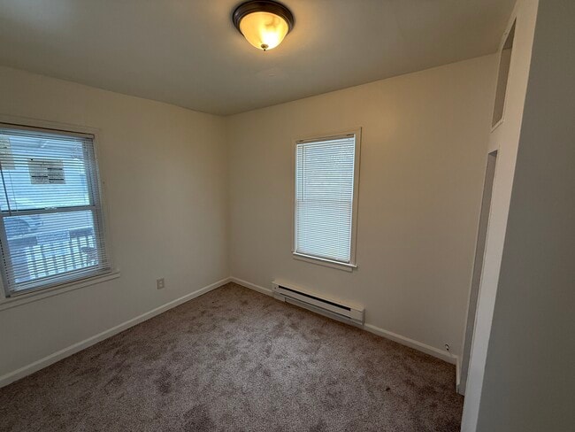 Foto del edificio - 12408 Sarsfield Ave