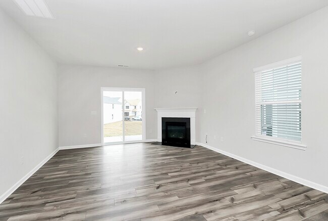 Building Photo - 1617 Swallow Tail Dr