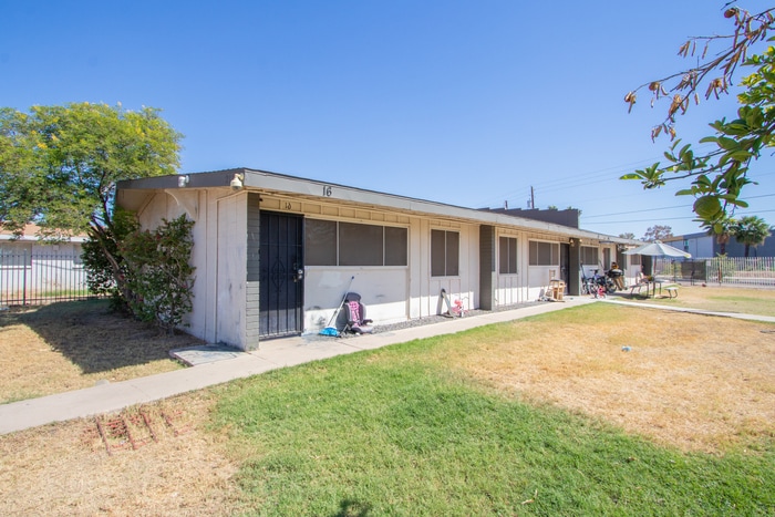 Primary Photo - 2123 W DEVONSHIRE AVE UNIT 15, PHOENIX AZ
