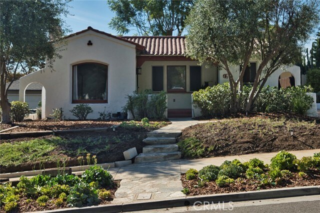 Primary Photo - 629 Wesley Dr