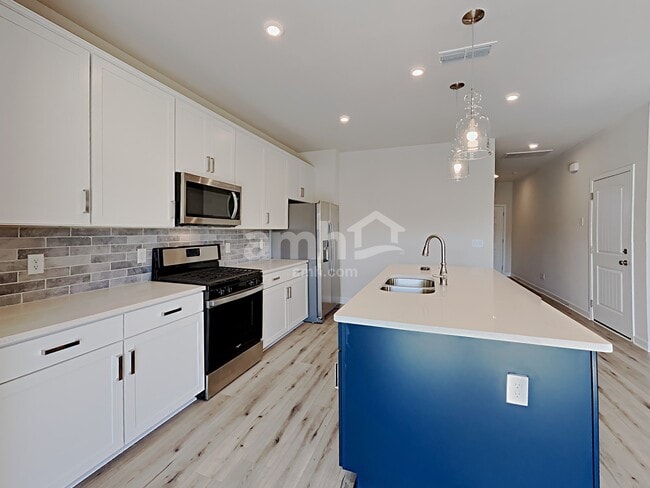 Building Photo - 4317 Fieldcrest Dr