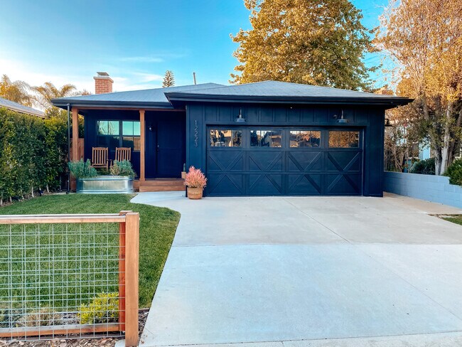 Front exterior of house. - 12223 Braddock Dr
