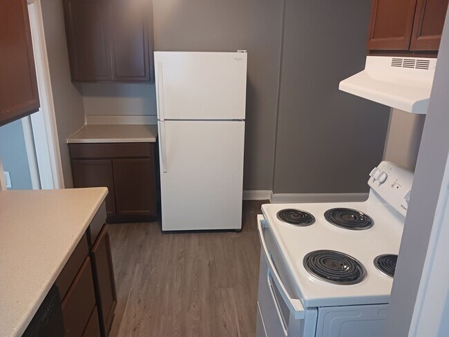 Foto del edificio - 312 E 6th St