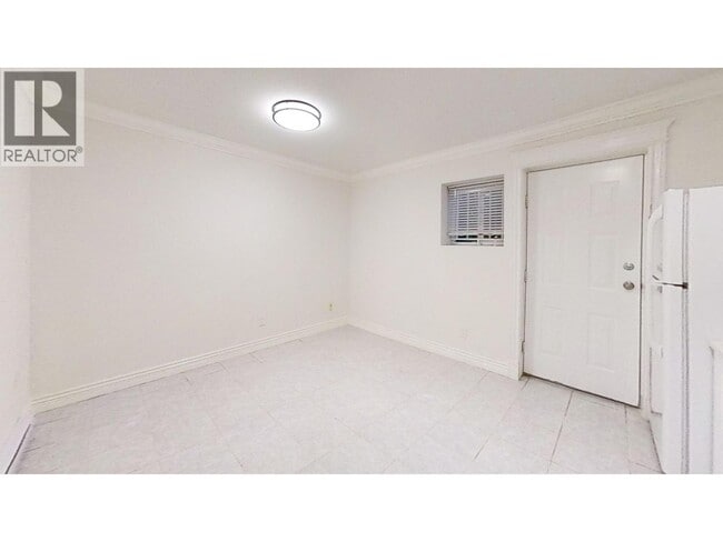 Photo du bâtiment - 3095 E 45th Ave