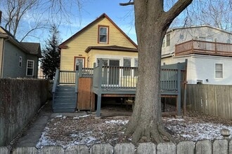 Building Photo - 5647 W Berenice Ave
