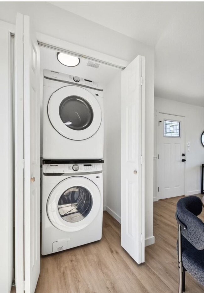 Foto del edificio - Beautifully Renovated 1 Bed, 1 Bath Home w...