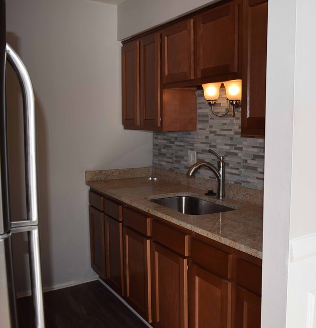 Building Photo - 33247 Kingslane Ct