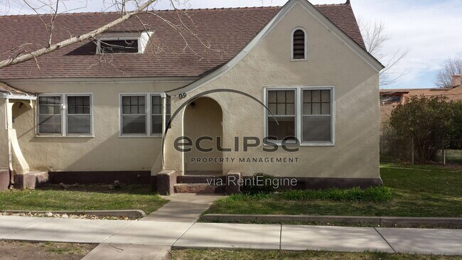 Foto del edificio - 909 3rd St