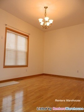 Building Photo - 13928 Ventura Pl
