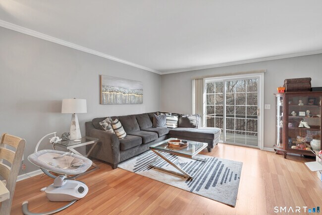 Foto del edificio - 39 Coram Rd