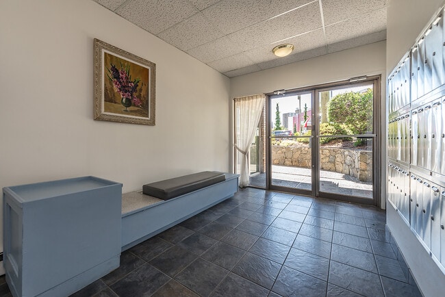 Photo du bâtiment - 830 Pembroke Street