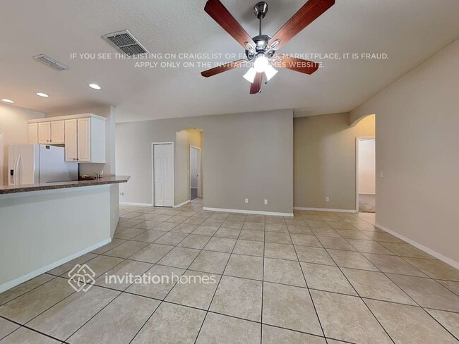 Foto del edificio - 516 Silverdale Ave